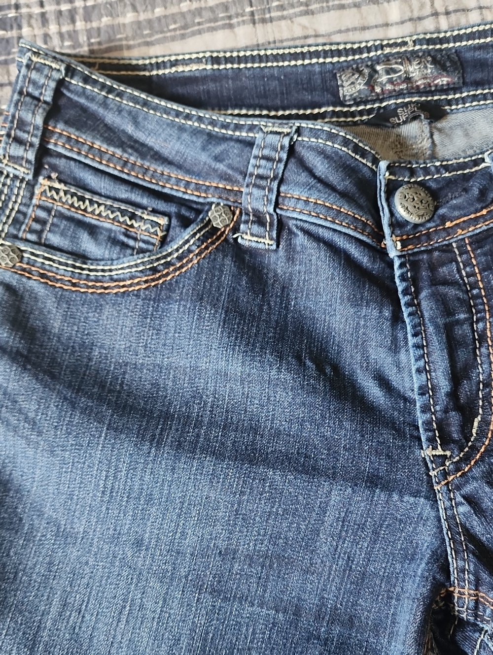 Silver Suki Jeans Dark Blue Bootcut Jeans with Embroidered Back Pockets - Picture 5 of 8